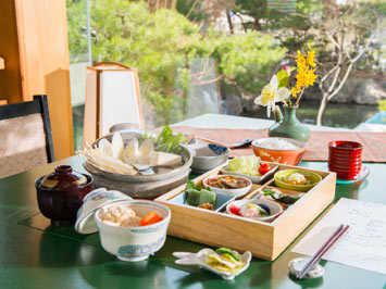 お食事処「月見亭」朝食